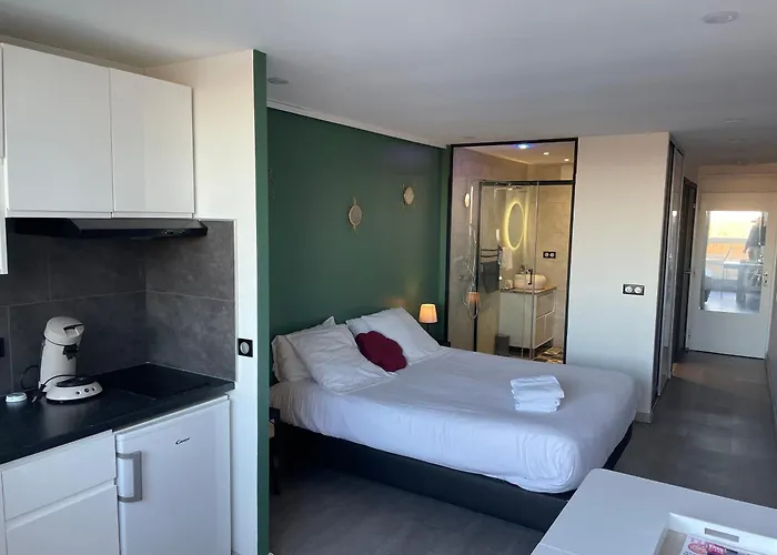Studio Camp Naturiste Vue Mer, Le Gilyves Cocooning